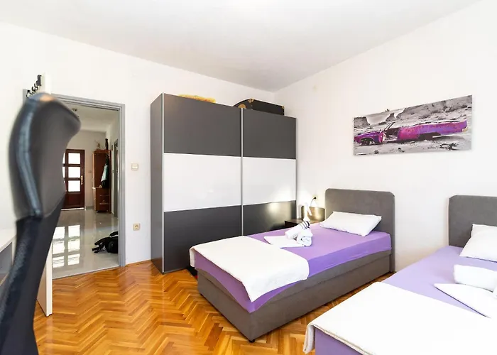 Three-bedroom In * روفانجسكا