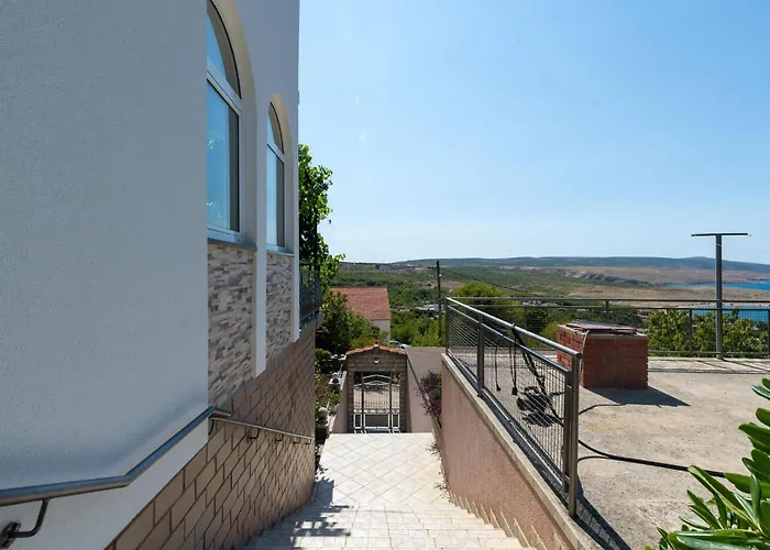 Three-bedroom In روفانجسكا