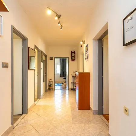 Apartman Three-bedroom In