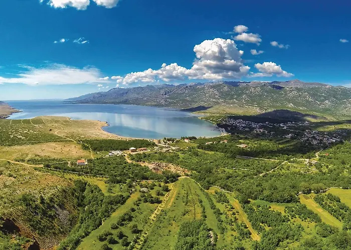 Three-bedroom In Rovanjska